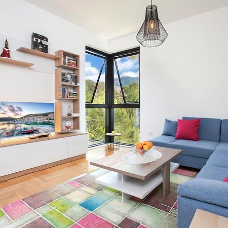 Piskalina Apartment ティヴァト エクステリア 写真