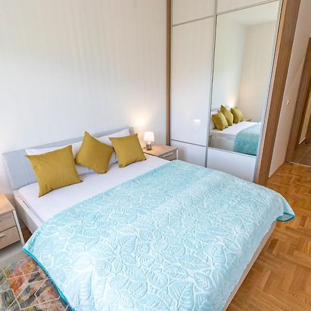 Piskalina Apartment ティヴァト エクステリア 写真