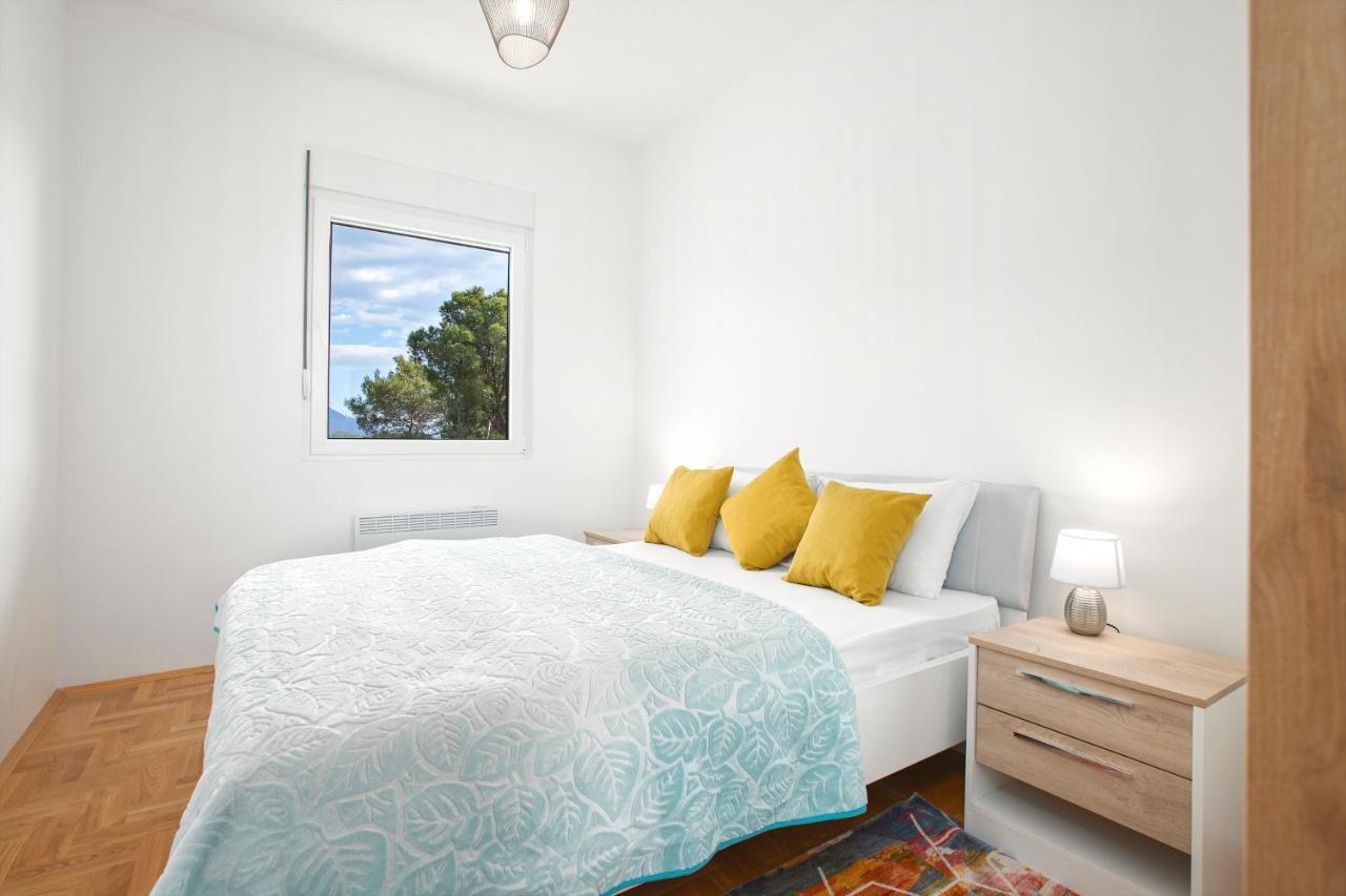 Piskalina Apartment ティヴァト エクステリア 写真