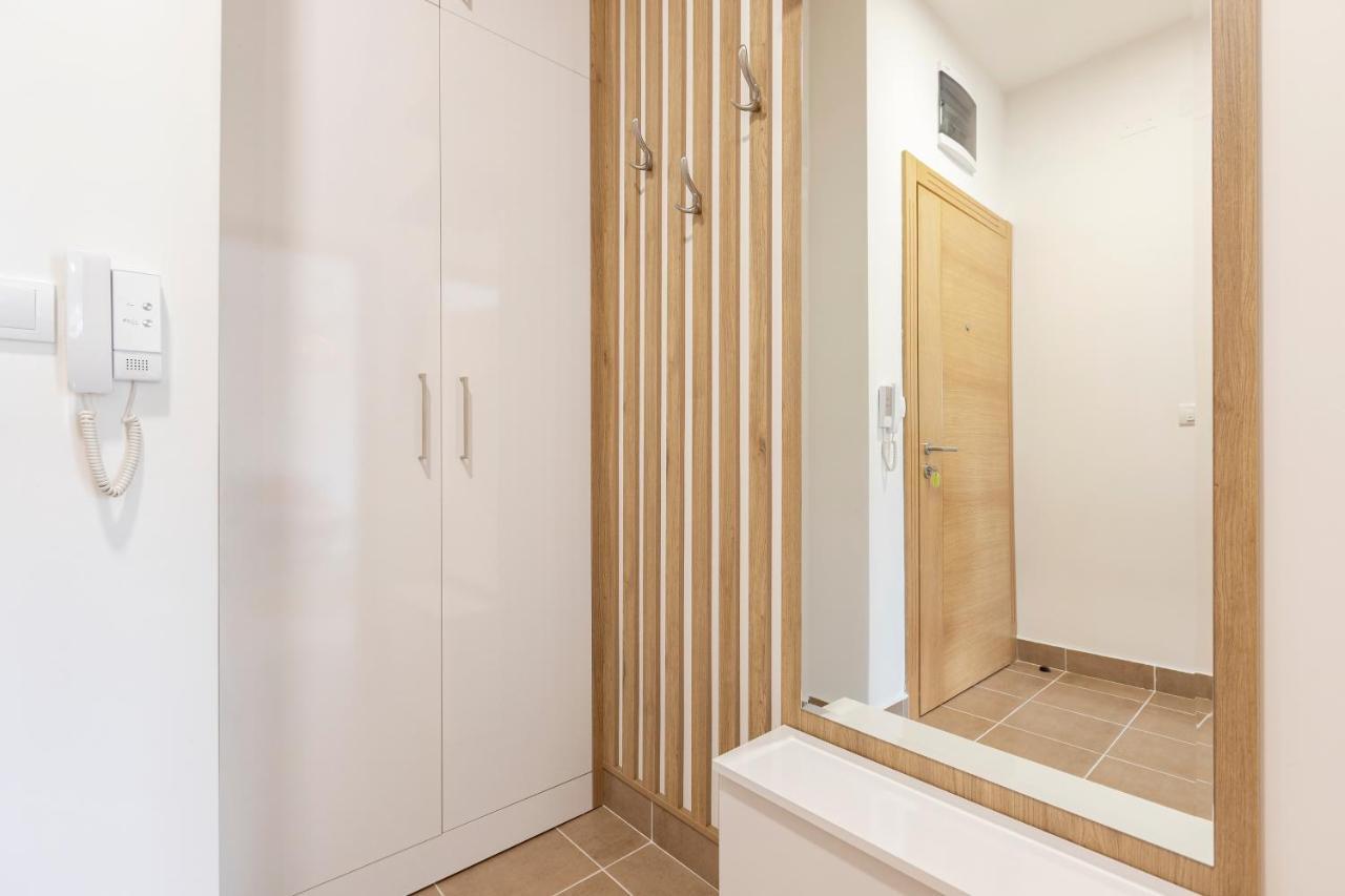 Piskalina Apartment ティヴァト エクステリア 写真